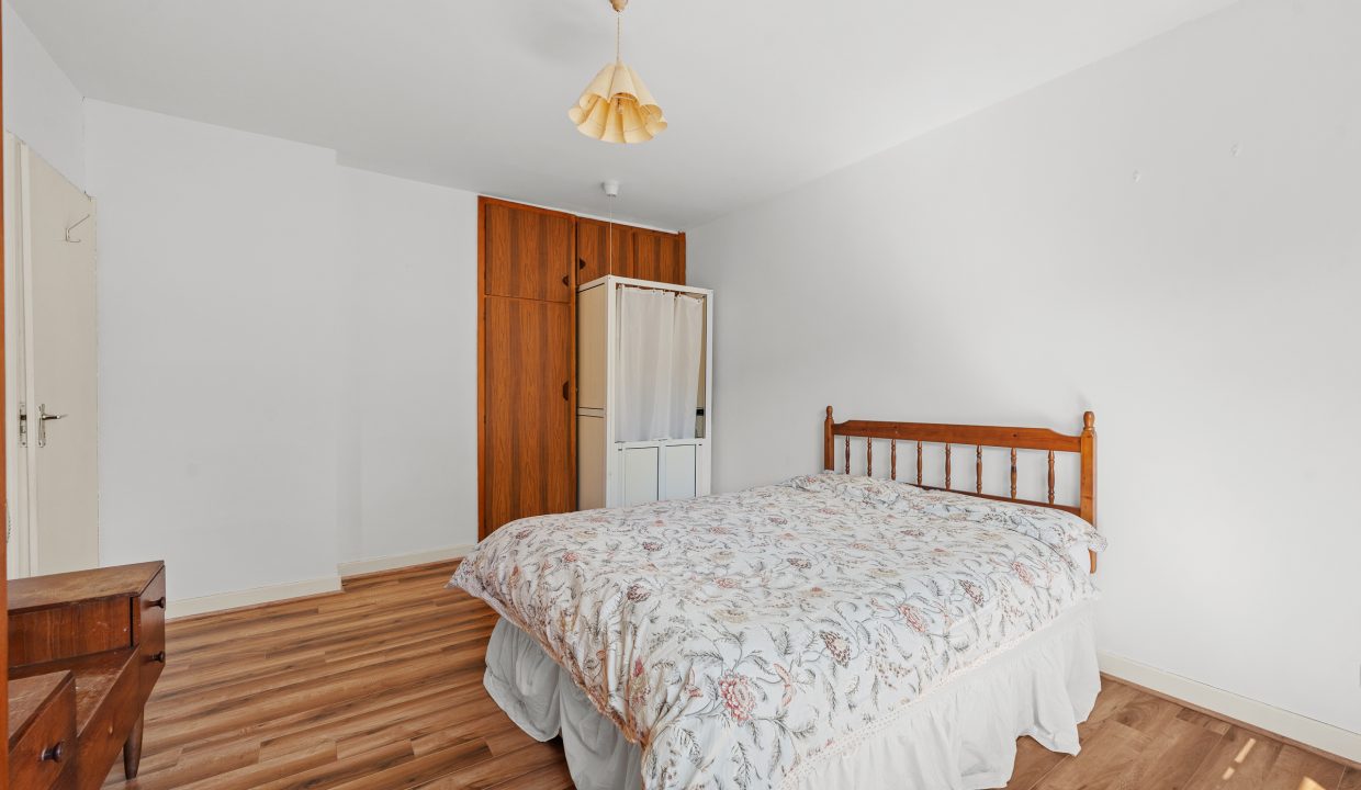 16 Shamrock Lawn - interior-15