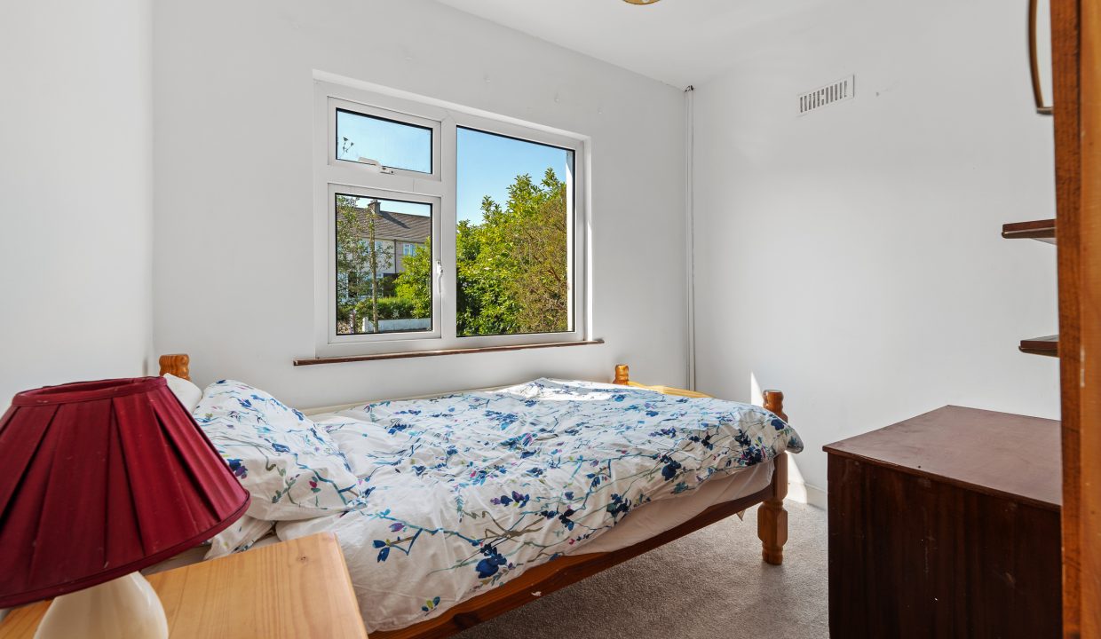 16 Shamrock Lawn - interior-22