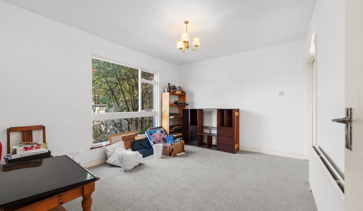 16 Shamrock Lawn - interior-9