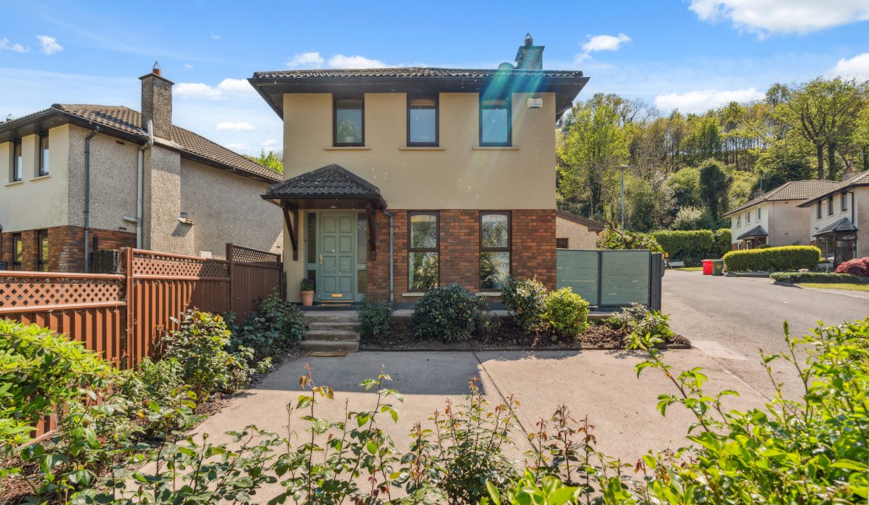 17 Alden Grove - exterior-3