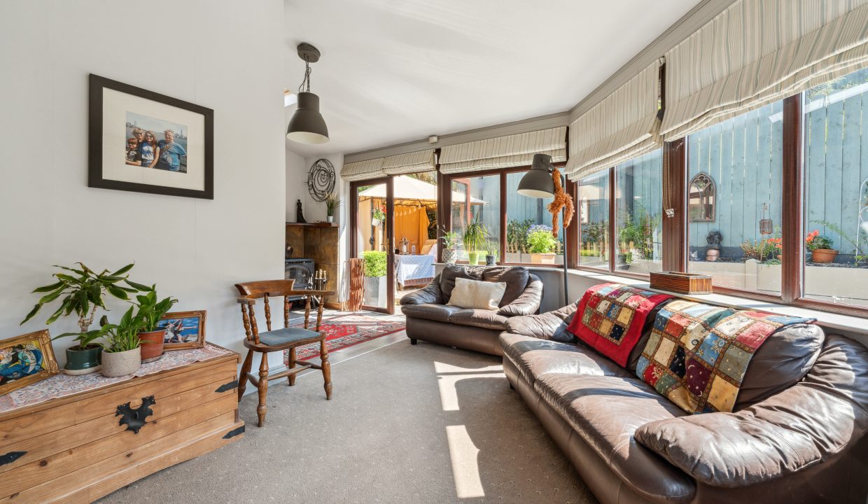 17 Alden Grove - interior-17
