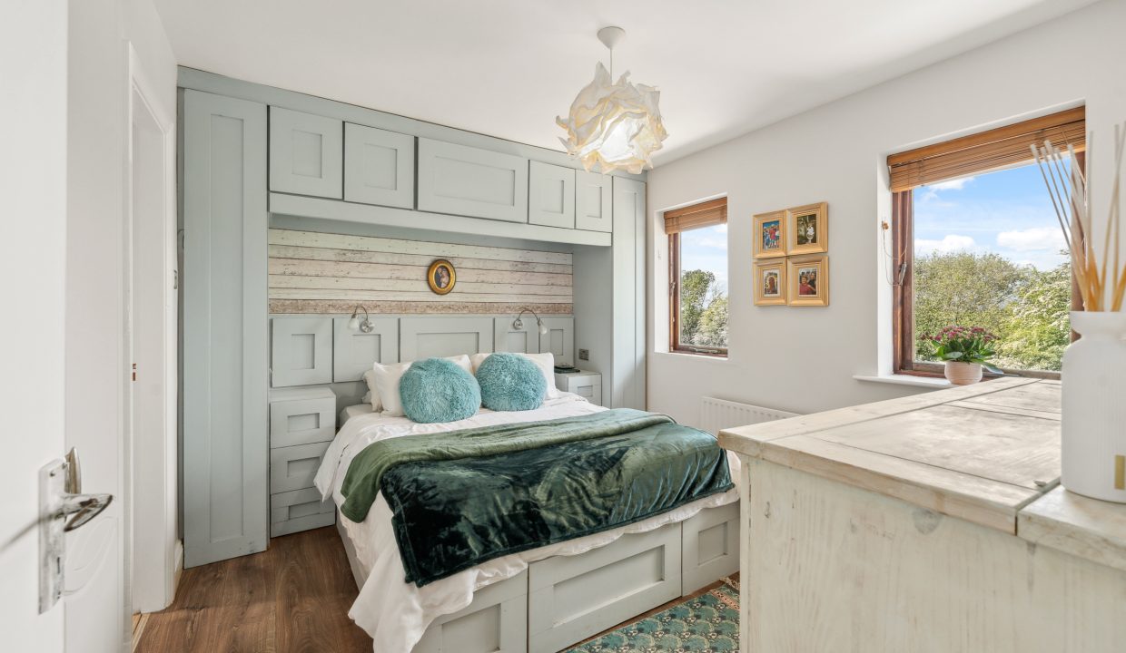 17 Alden Grove - interior-25