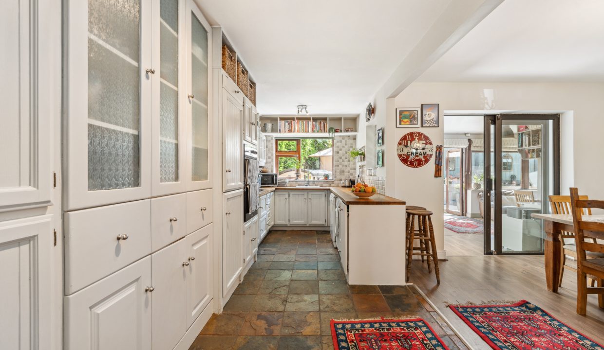 17 Alden Grove - interior-5