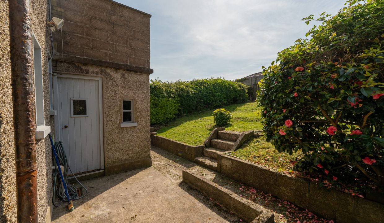 17 Redemption Road - exterior-14