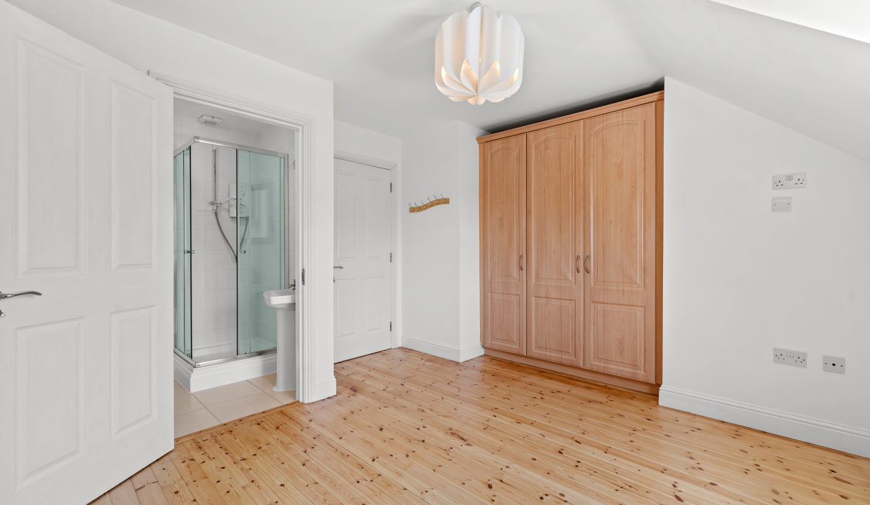 35 Riverside Avenue - interior-21