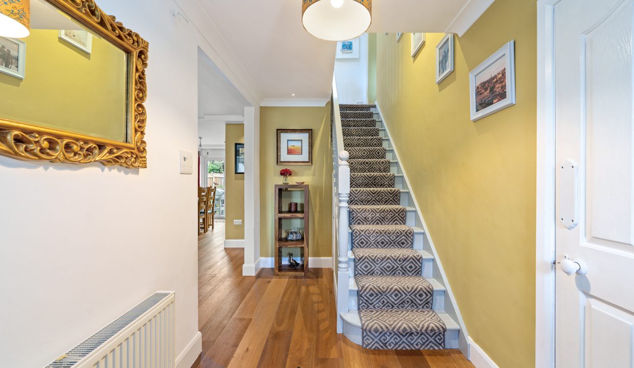 36 The Fairways - interior-1