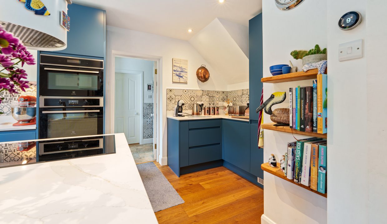 36 The Fairways - interior-11