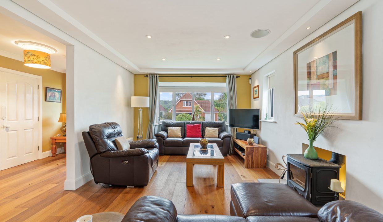 36 The Fairways - interior-4