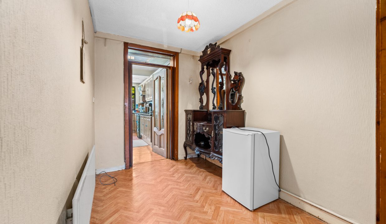 44 Cathedral Road - interior-5