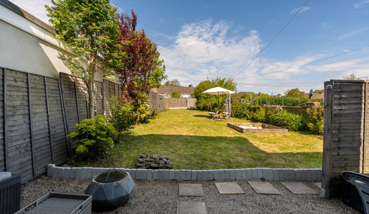 62 Kent Road - exterior-11