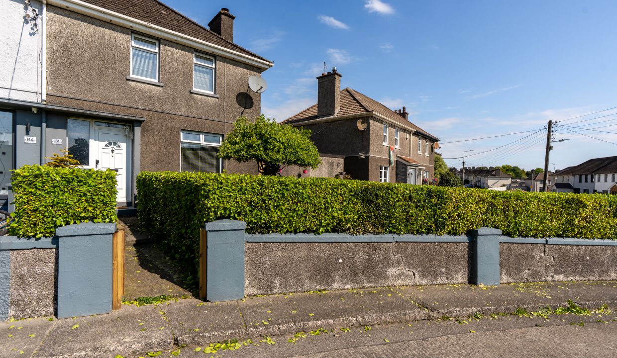 62 Kent Road - exterior-4
