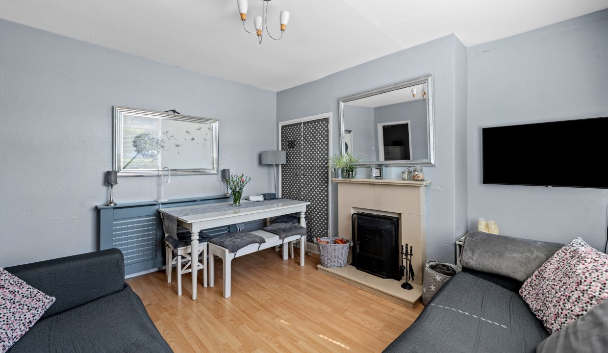 62 Kent Road - interior-2