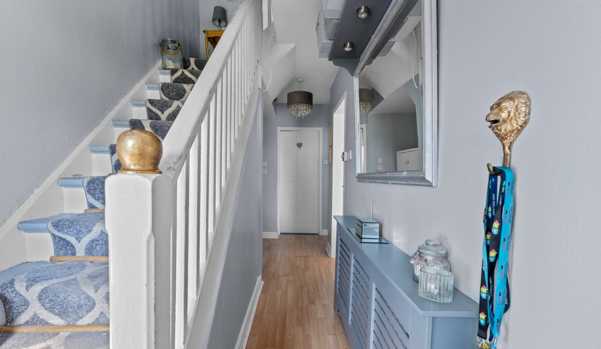 62 Kent Road - interior-3