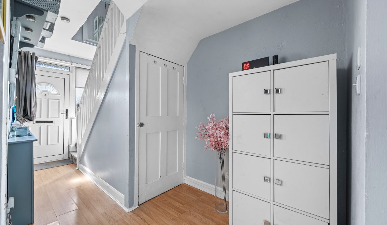 62 Kent Road - interior-5