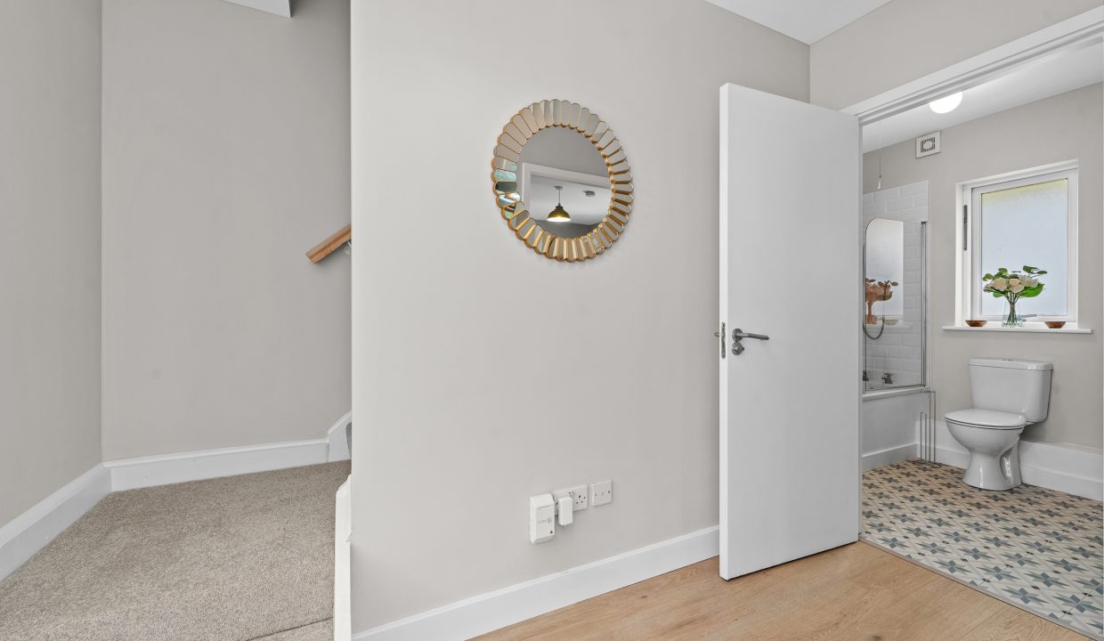63 Blackrock Grove - interior-4 location