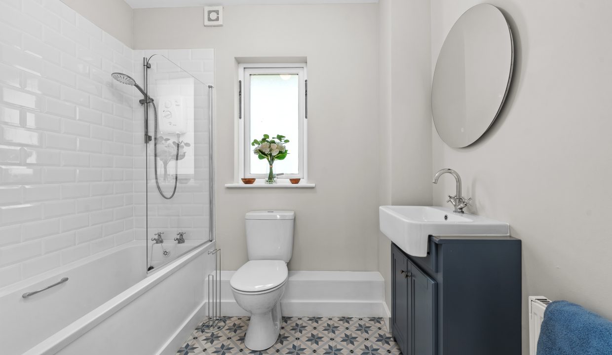 63 Blackrock Grove - interior-5