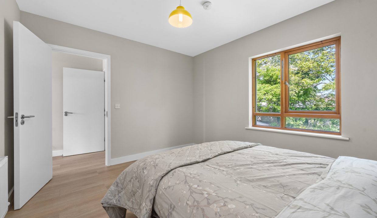 63 Blackrock Grove - interior-7