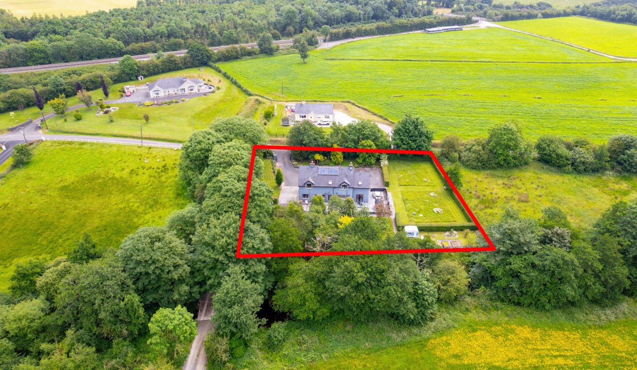 06.20 Ballygrogan, Grenagh, Co. Cork - ERA - H-Pix WEB 02