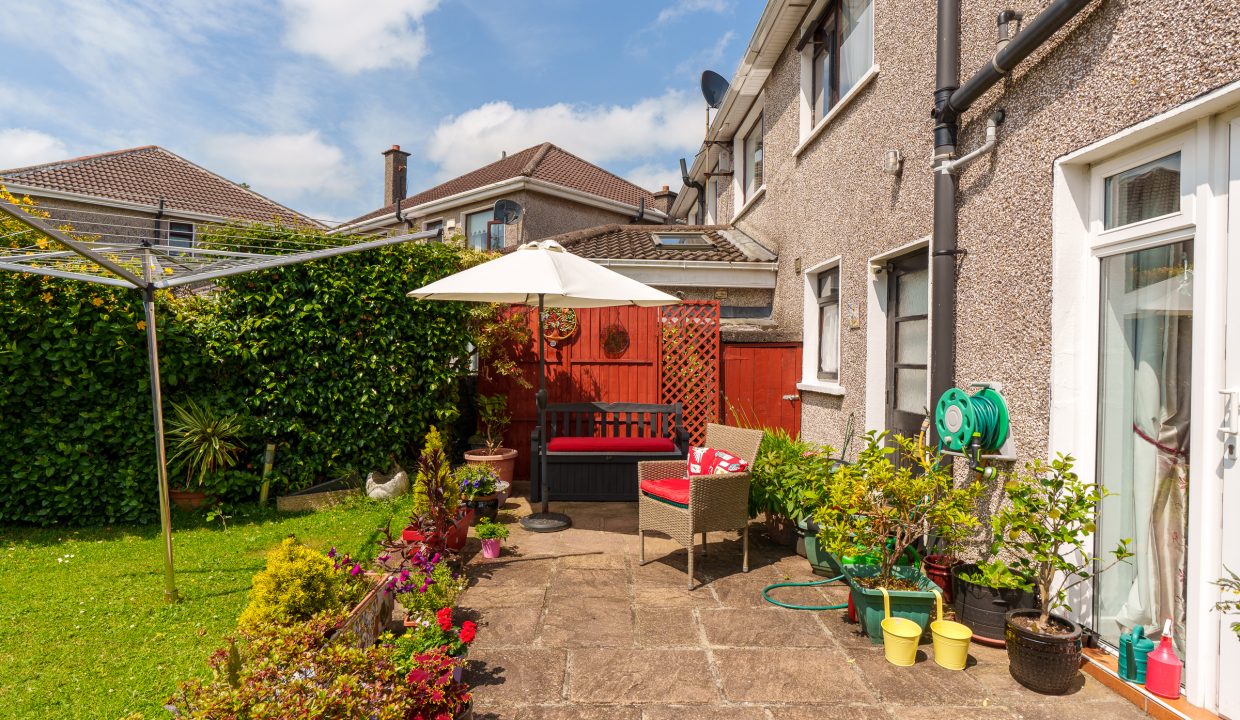 1 Clontymon Lawn - exterior-3