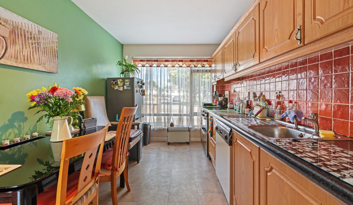 1 Clontymon Lawn - interior-9