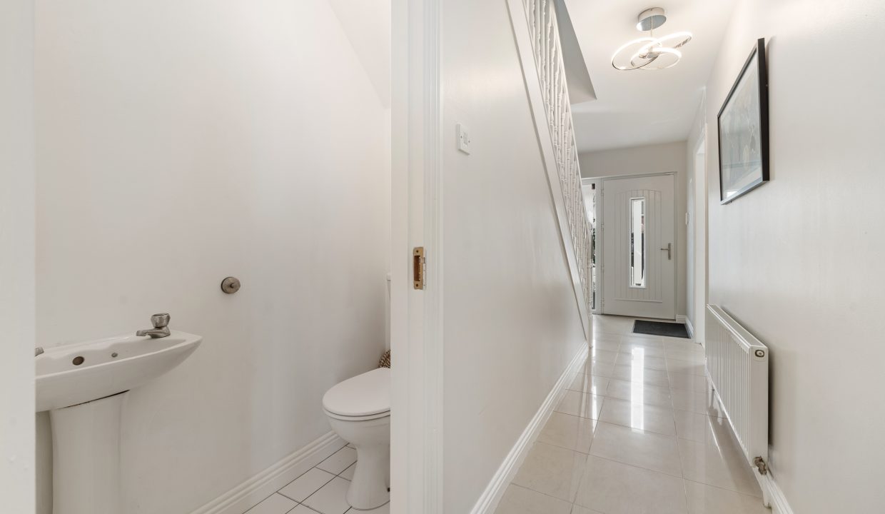 17 Old Avenue - interior-2