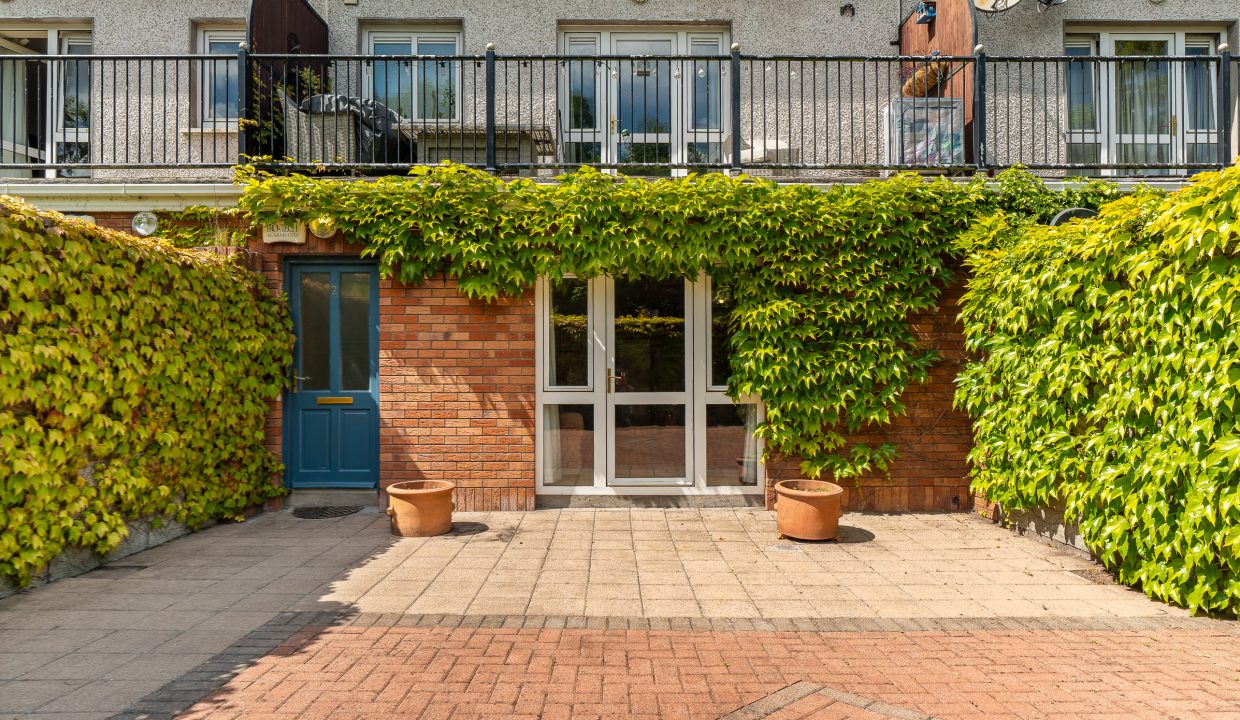 2 The Cloisters - exterior-6