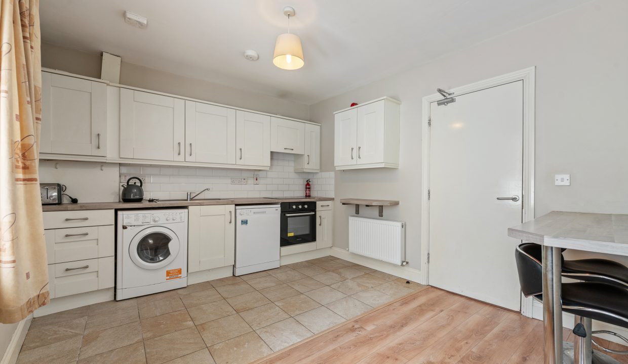 22 D Lower John Street - interior-10