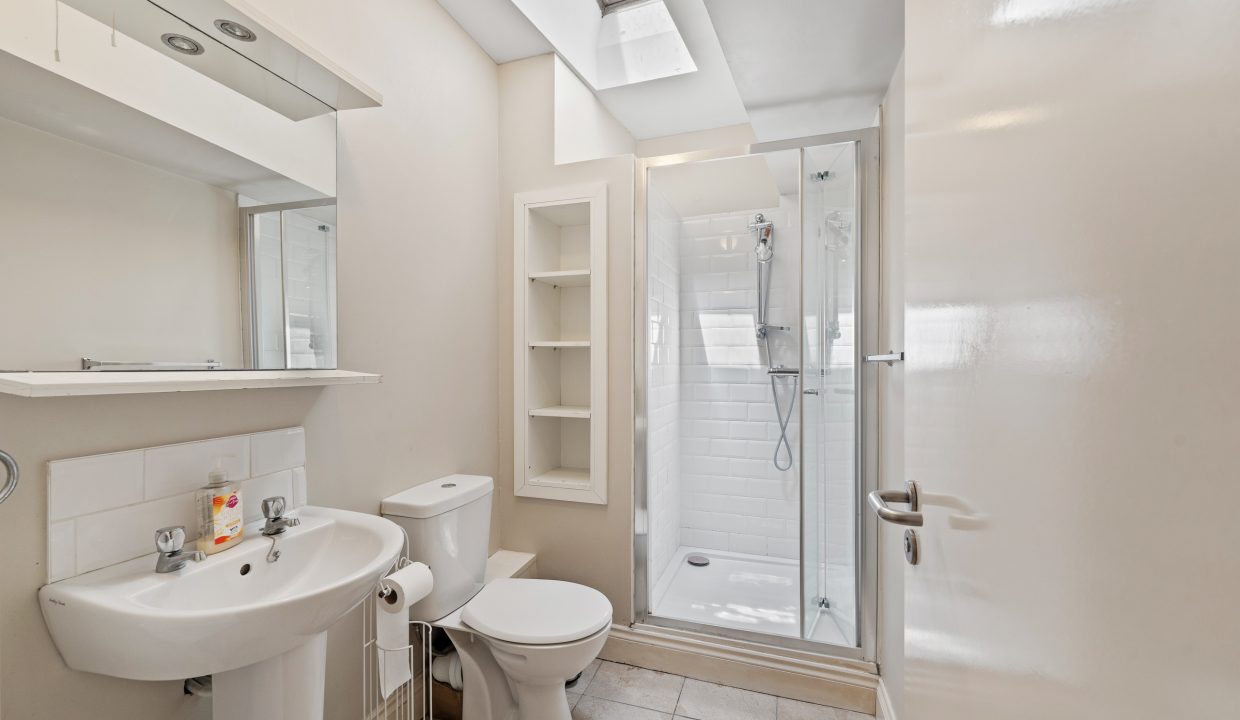 22 D Lower John Street - interior-5