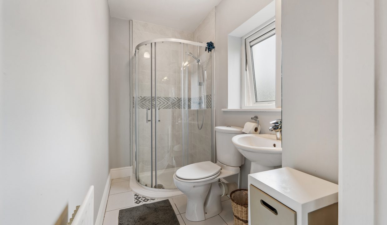 26 Waltham Abbey - interior-26