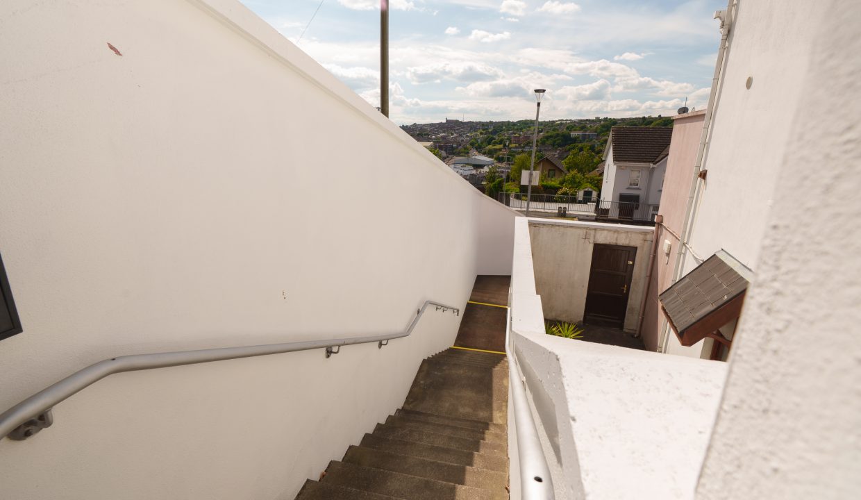 33 Popes Hill - exterior-6