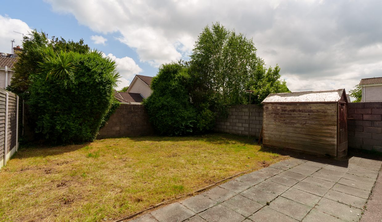 33 Willowbank - exterior-5