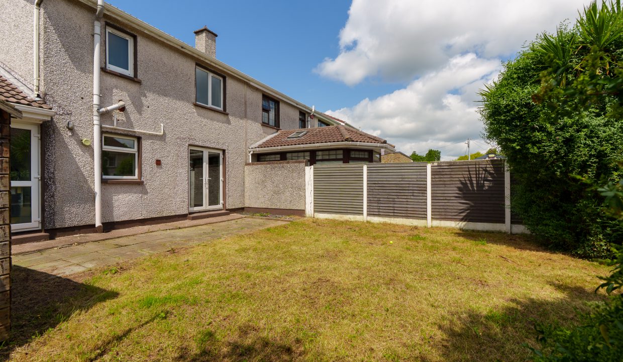 33 Willowbank - exterior-8