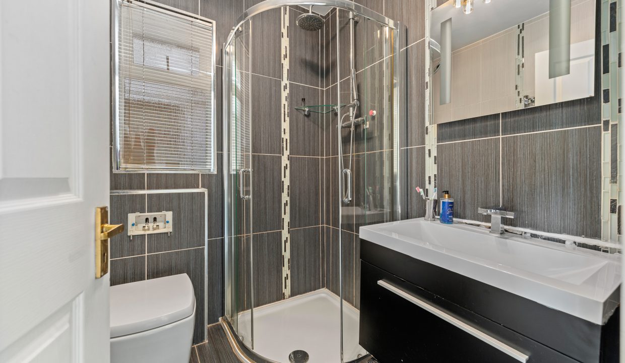 33 Willowbank - interior-18