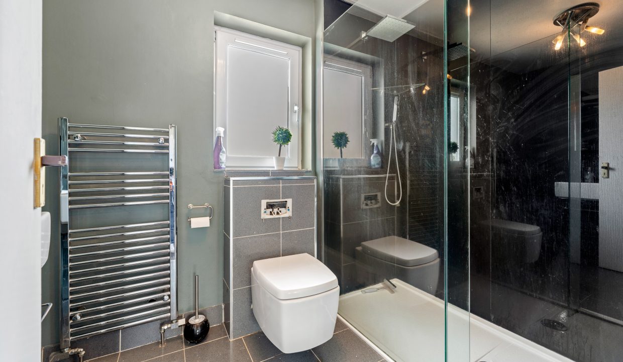 33 Willowbank - interior-21