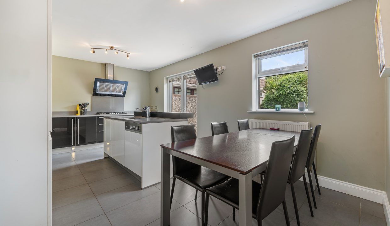 33 Willowbank - interior-9