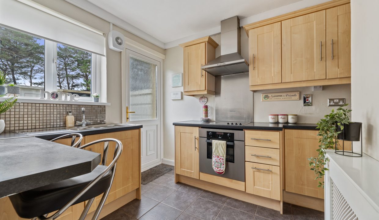 49 Harbour View Road - interior-8