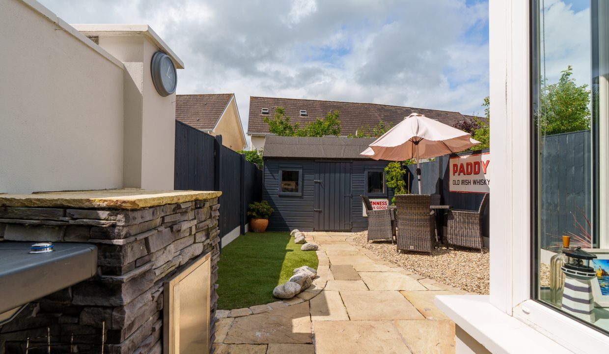 53 Coopers Grange - exterior-2