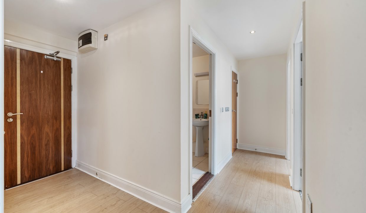 624 The Kingfisher - interior-10