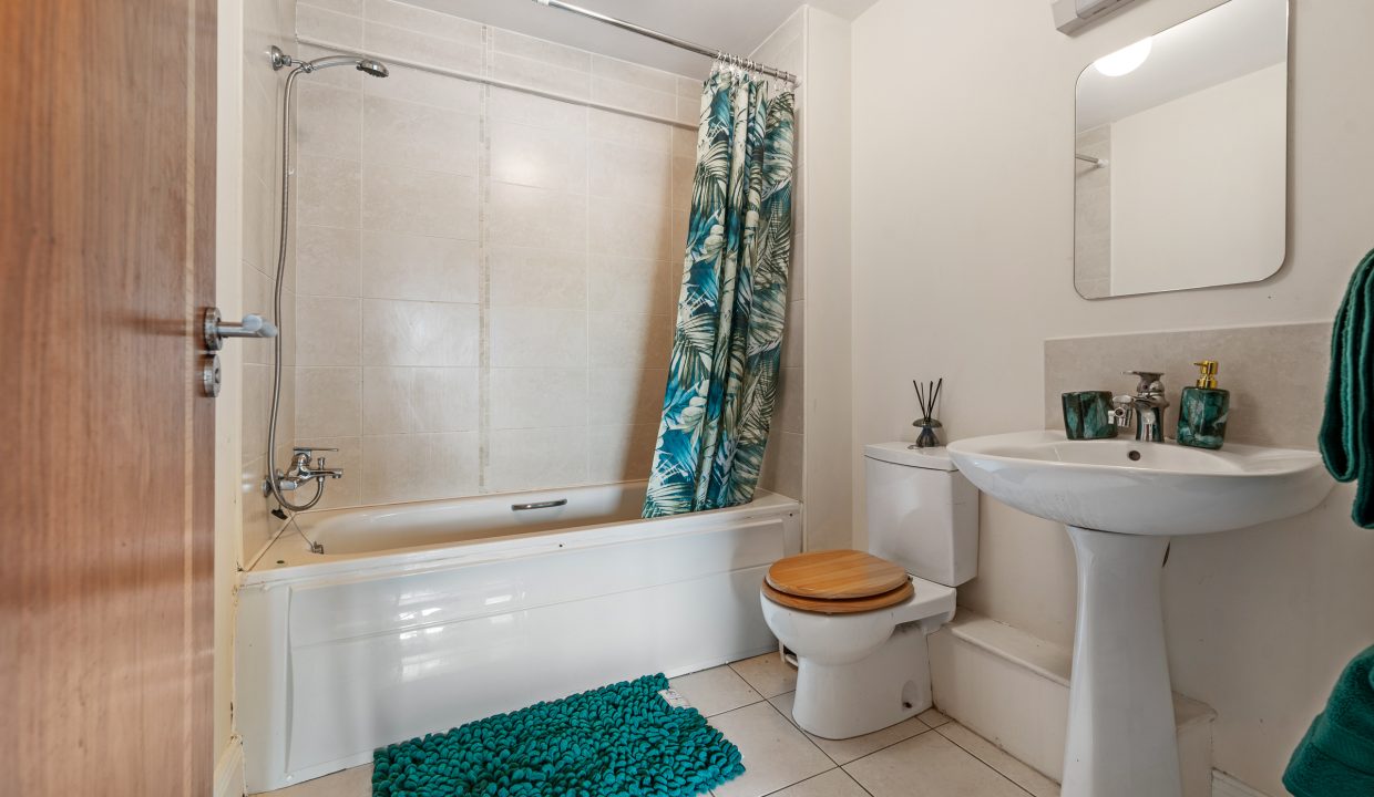624 The Kingfisher - interior-11