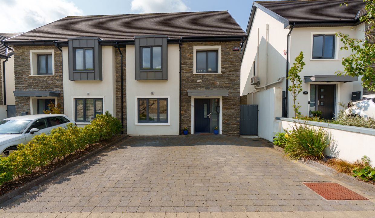88 Blossom Hill - exterior-3