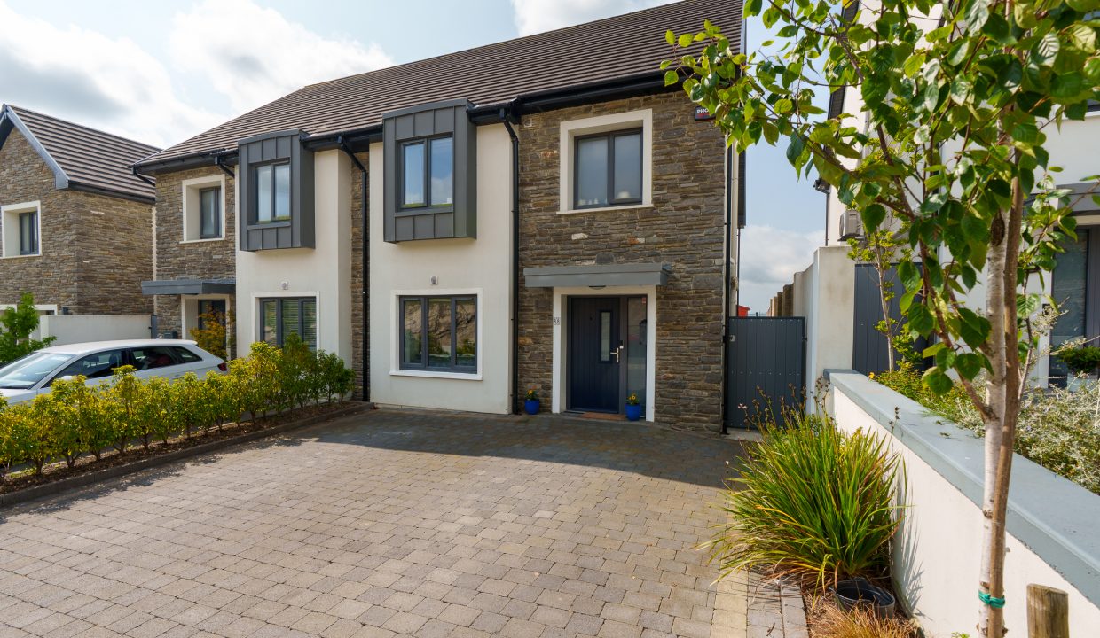 88 Blossom Hill - exterior-4