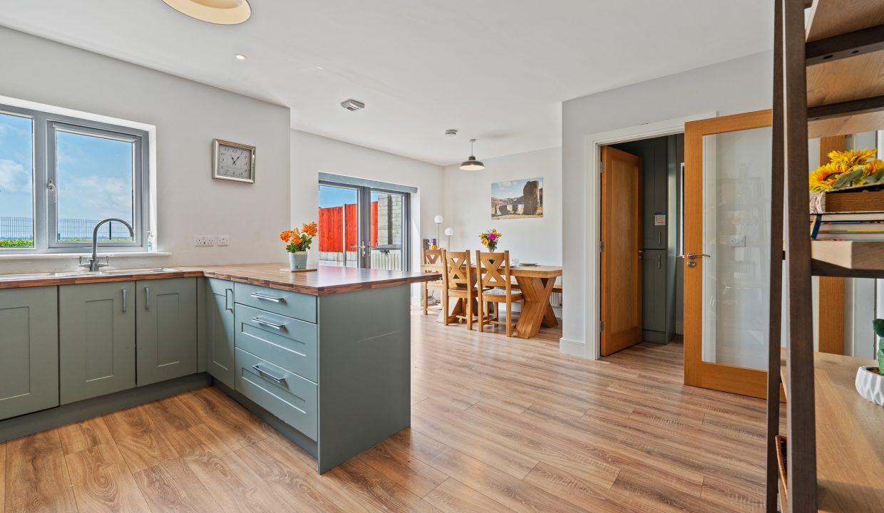 88 Blossom Hill - interior-11
