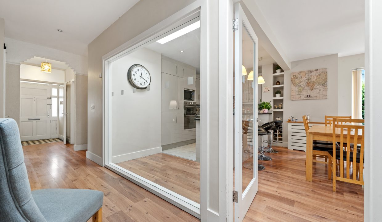 Belfort, Colmcille Avenue - interior-11