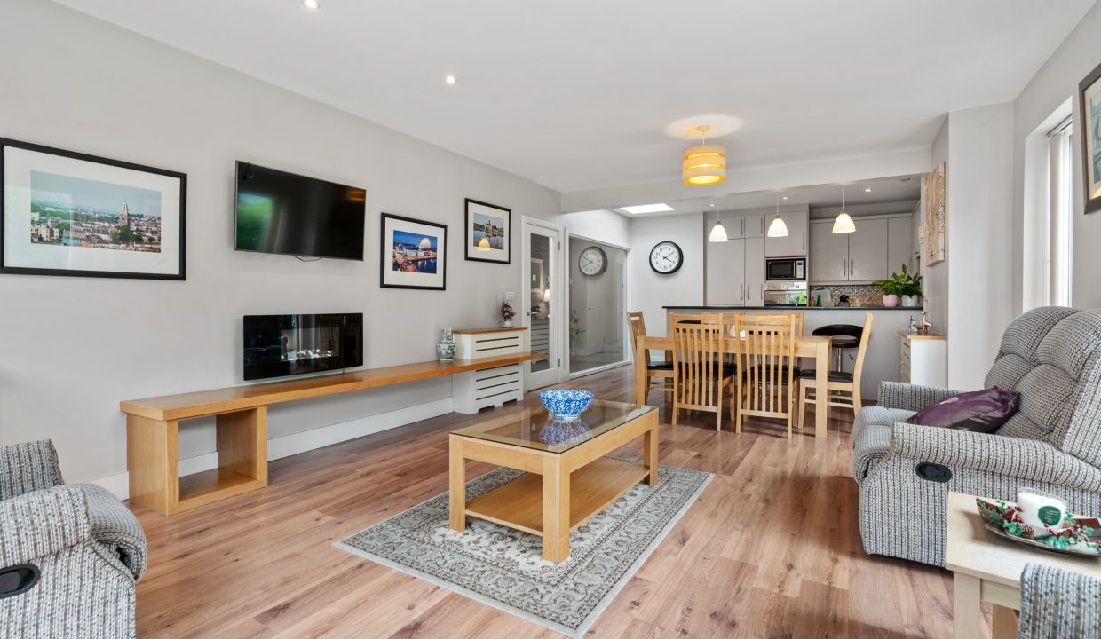 Belfort, Colmcille Avenue - interior-21