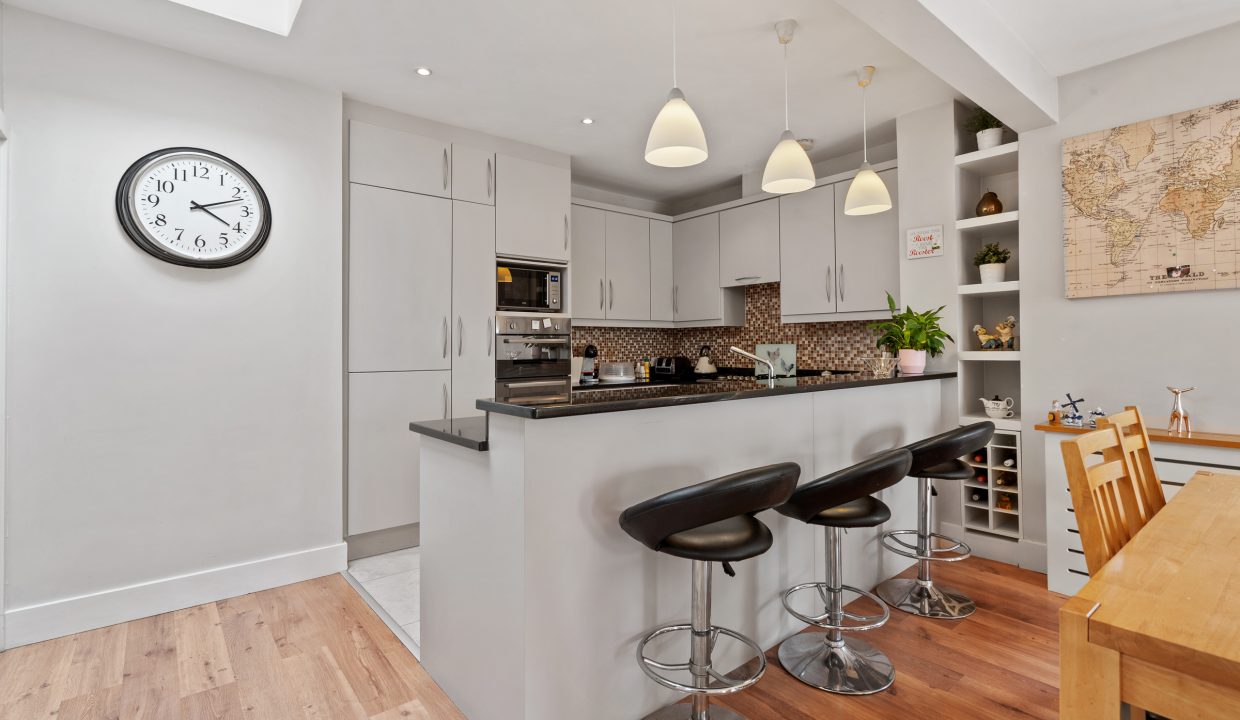 Belfort, Colmcille Avenue - interior-25