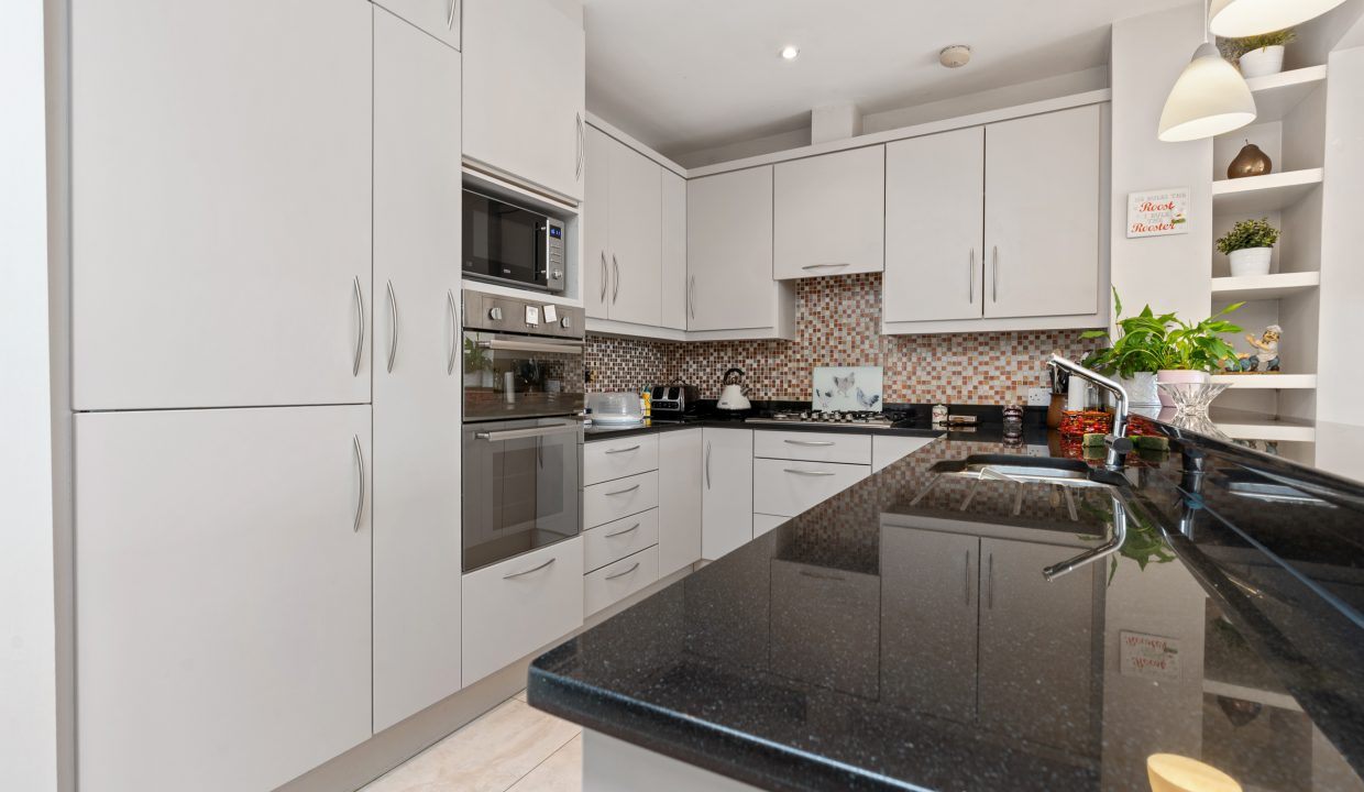 Belfort, Colmcille Avenue - interior-27