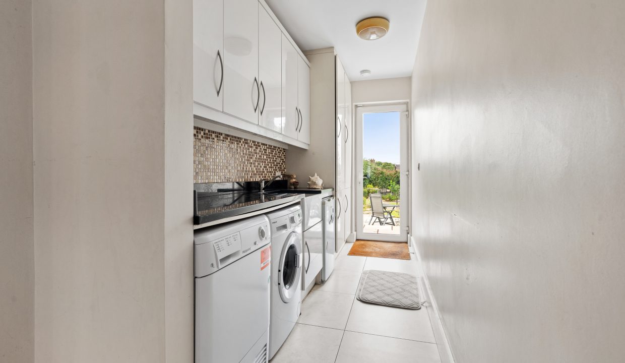 Belfort, Colmcille Avenue - interior-30