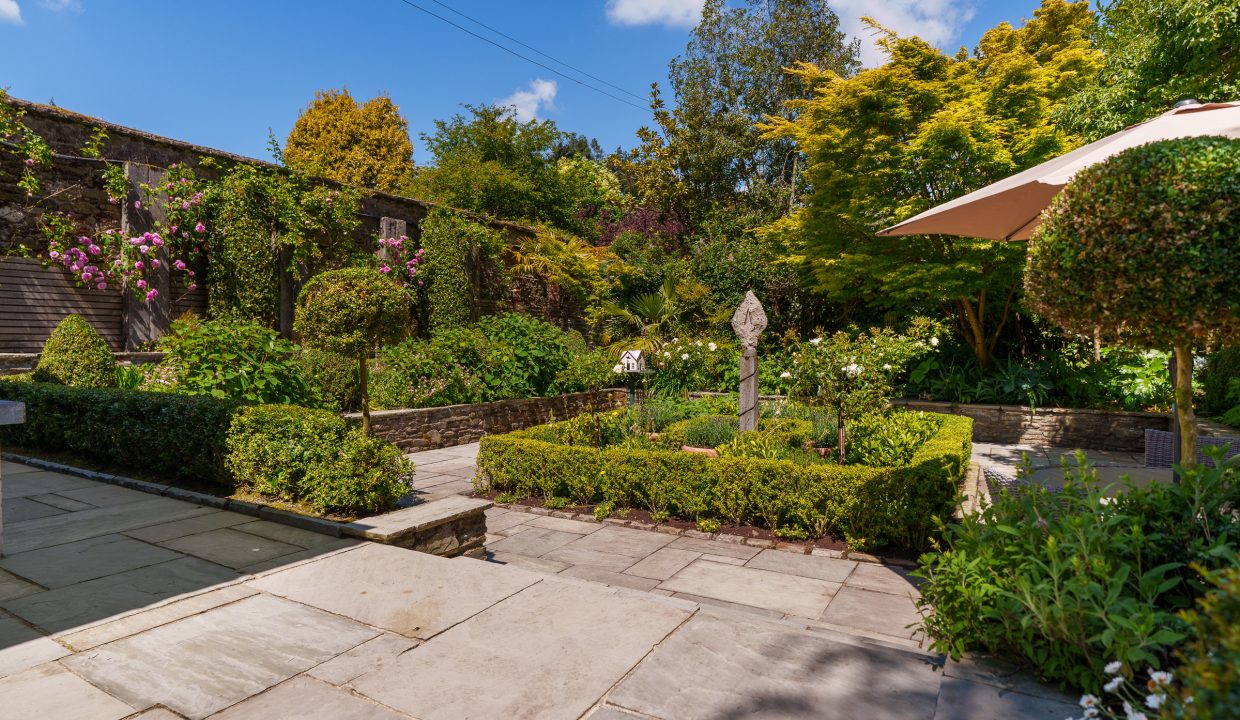 Woodview House - exterior-55