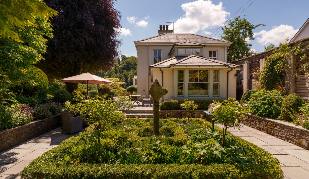 Woodview House - exterior-59