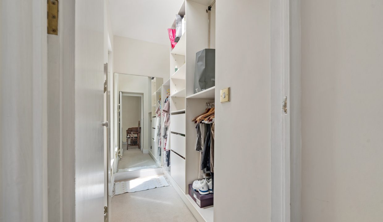 Woodview House - interior-56